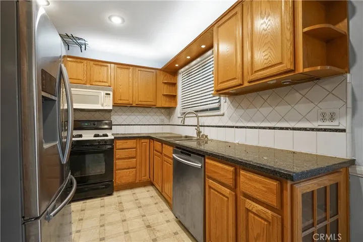 1441 N Keystone Street, Burbank, California 91506