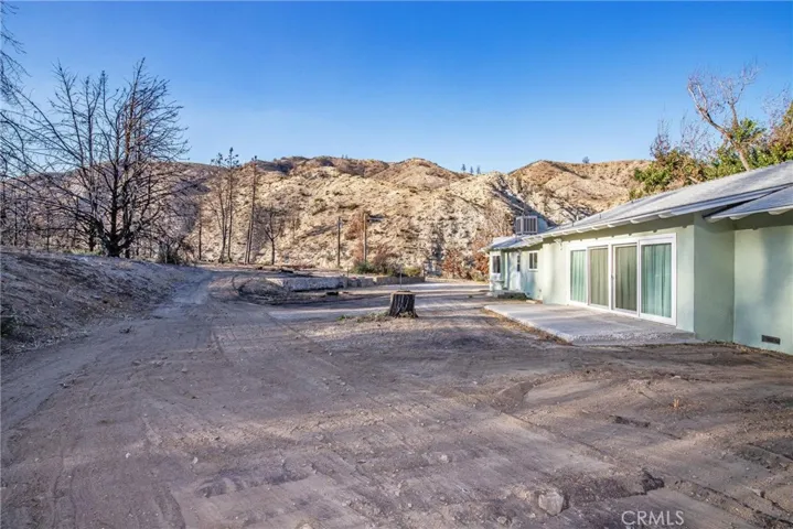 20660 Pine Canyon Road, Lake Hughes, California 93532