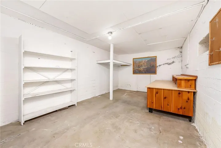 20660 Pine Canyon Road, Lake Hughes, California 93532