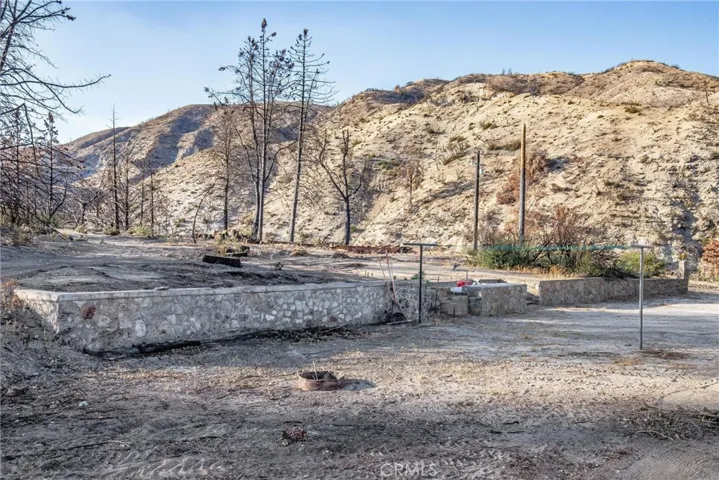 20660 Pine Canyon Road, Lake Hughes, California 93532