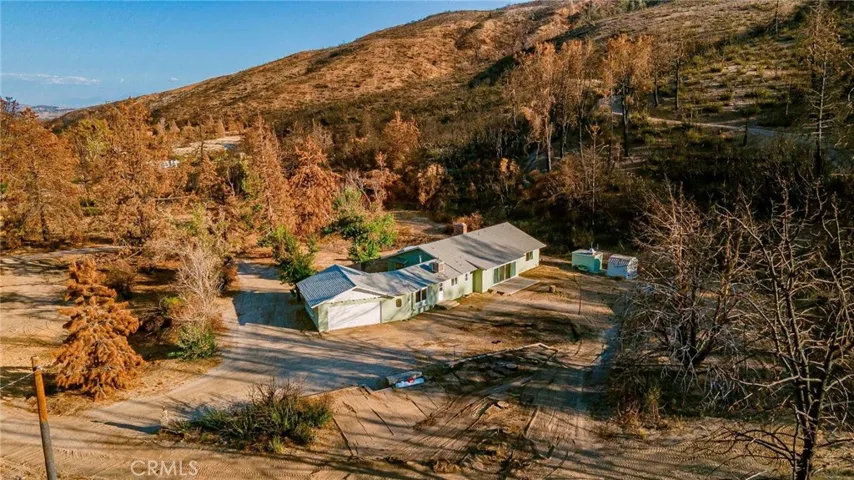 20660 Pine Canyon Road, Lake Hughes, California 93532
