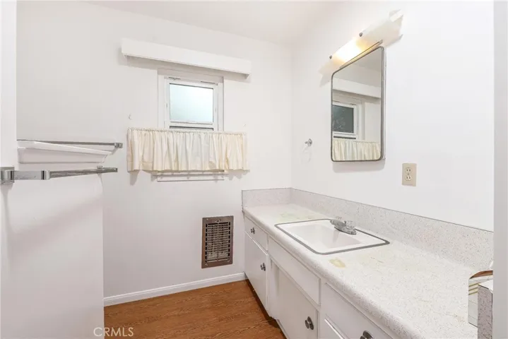 20660 Pine Canyon Road, Lake Hughes, California 93532