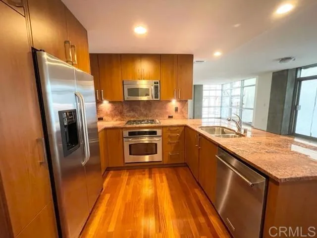 800 The Mark Ln 205, San Diego, California 92101