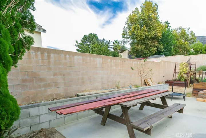 2994 W Meyers Road, San Bernardino, California 92407
