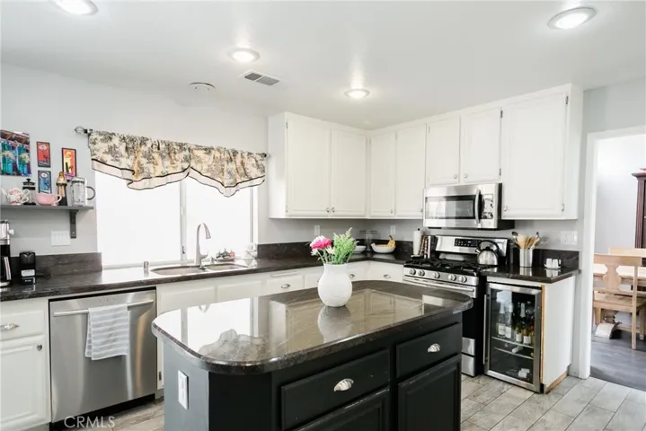 2994 W Meyers Road, San Bernardino, California 92407