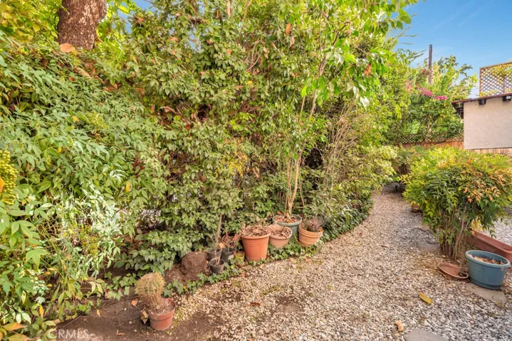 13412 Moorpark Street B, Sherman Oaks, California 91423