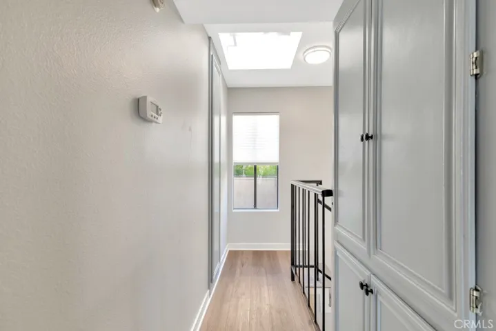 13412 Moorpark Street B, Sherman Oaks, California 91423