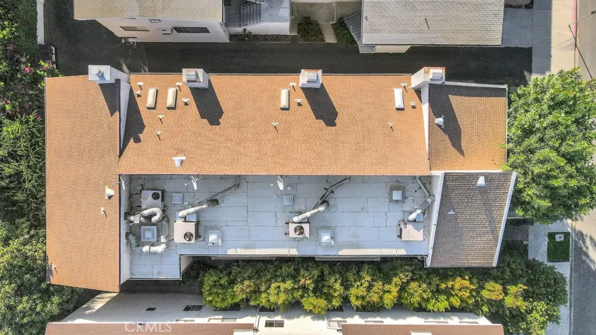 13412 Moorpark Street B, Sherman Oaks, California 91423