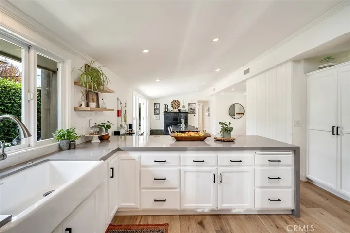 282 E Bay Street, Costa Mesa, California 92627