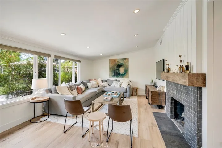 282 E Bay Street, Costa Mesa, California 92627