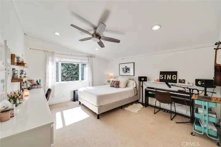 282 E Bay Street, Costa Mesa, California 92627