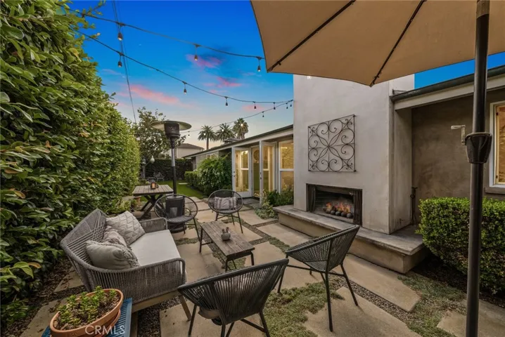 282 E Bay Street, Costa Mesa, California 92627