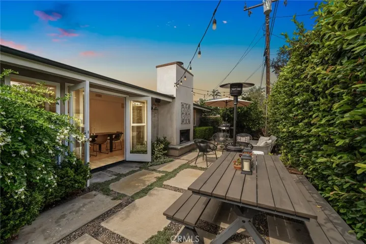 282 E Bay Street, Costa Mesa, California 92627