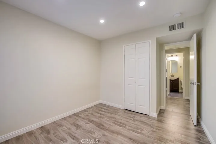 18645 Hatteras Street 135, Tarzana, California 91356
