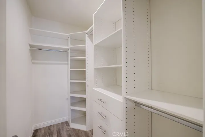 18645 Hatteras Street 135, Tarzana, California 91356