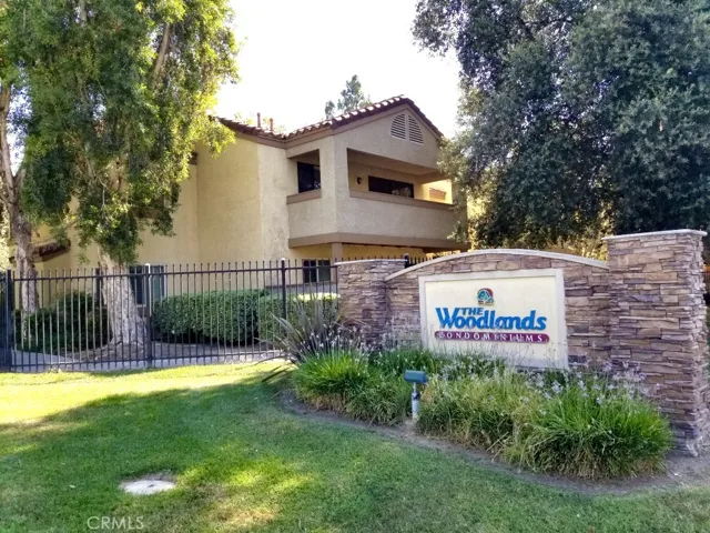 1142 W Blaine Street 201, Riverside, California 92507