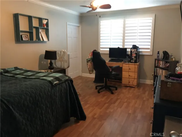 Extra large bedrooms through out