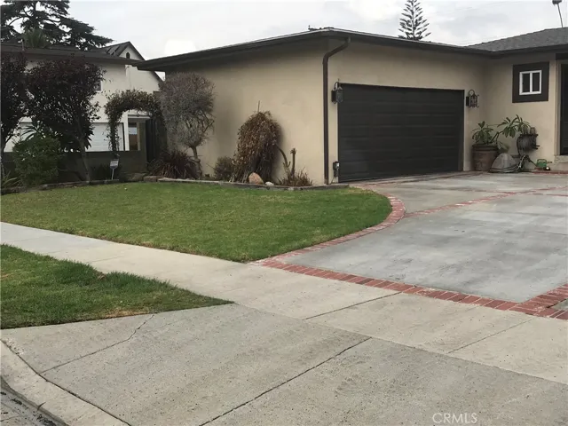 Double car garage
