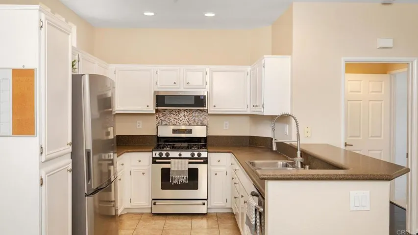 6291 Citracado Circle, Carlsbad, California 92009