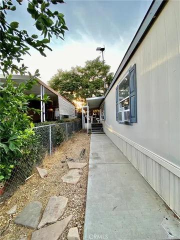 1097 N State Street 201, Hemet, California 92543