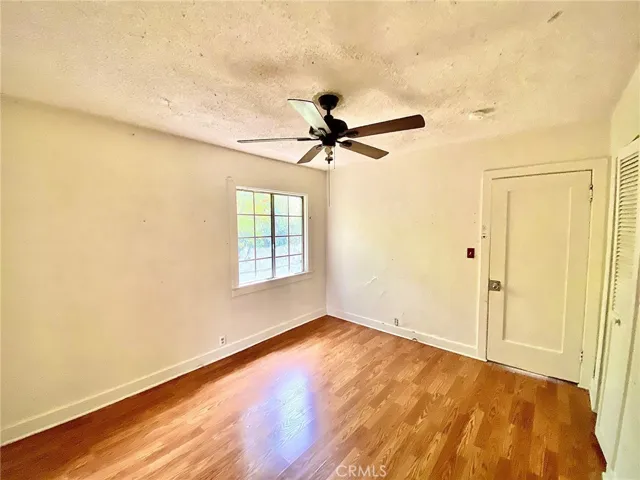 3513 E 55th Street E, Maywood, California 90270