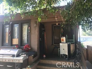 2223 25-27 Locust Avenue, Long Beach, California 90806