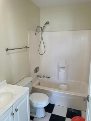 1811 E Grand Avenue 84, Escondido, California 92027