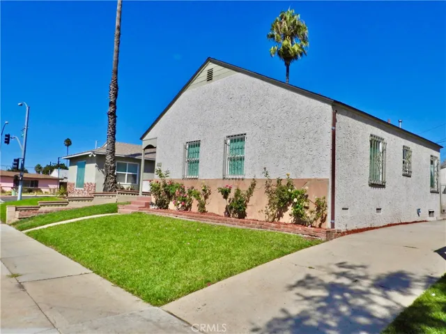 2151 W 108th Street, Los Angeles, California 90047