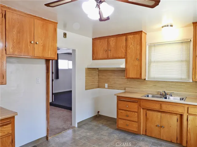 2151 W 108th Street, Los Angeles, California 90047