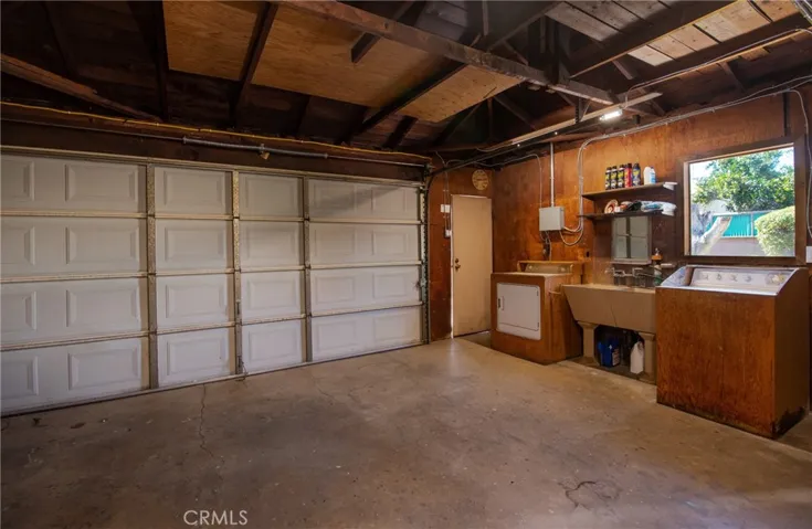 11529 Lakeland Road, Santa Fe Springs, California 90670