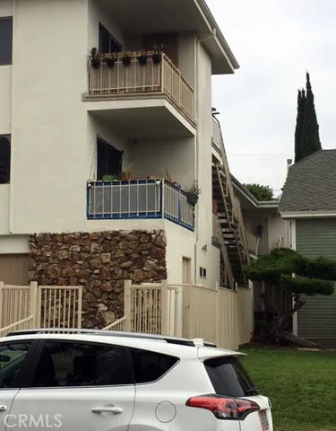 2348 Lemon Avenue, Signal Hill, California 90755