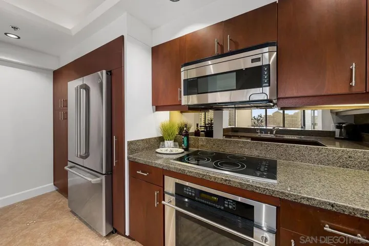 100 Harbor Drive 1004, San Diego, California 92101