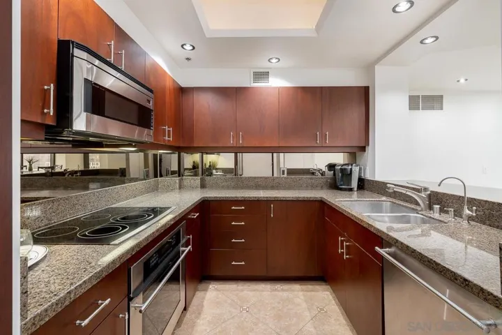 100 Harbor Drive 1004, San Diego, California 92101