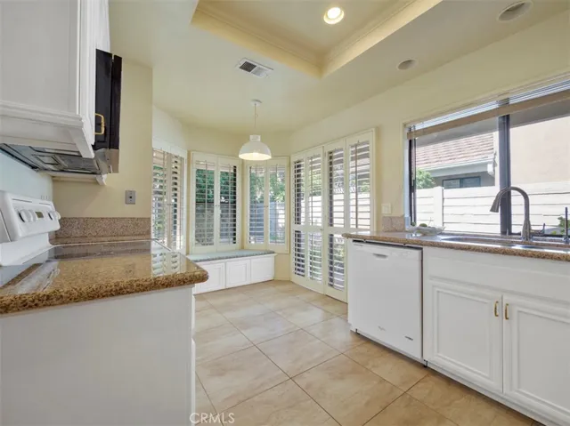 32 Windsong, Irvine, California 92614