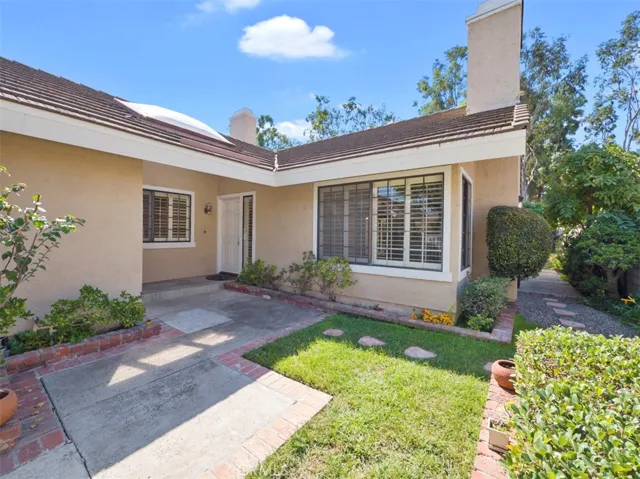 32 Windsong, Irvine, California 92614