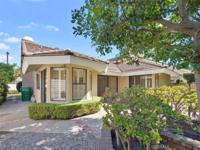 32 Windsong, Irvine, California 92614