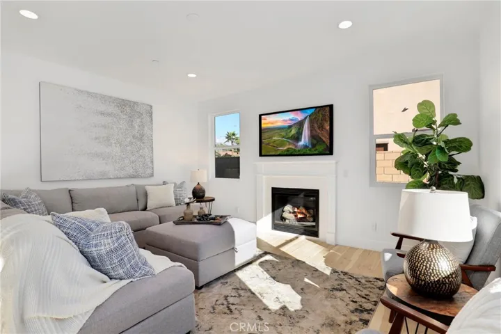 7861 Lemon Street, Fontana, California 92336