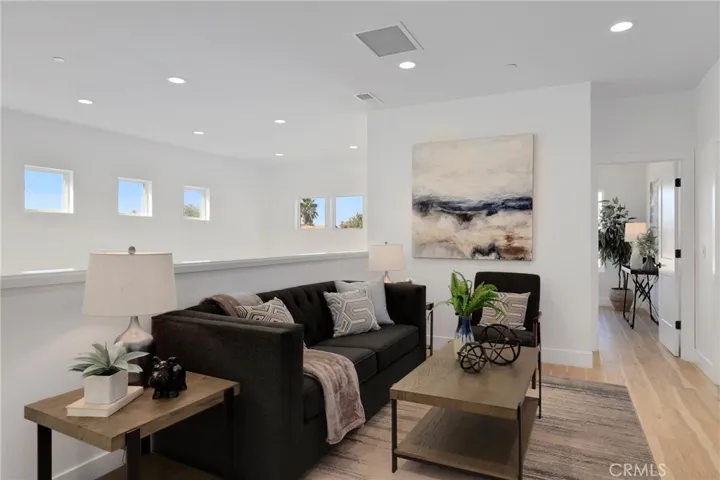 7861 Lemon Street, Fontana, California 92336