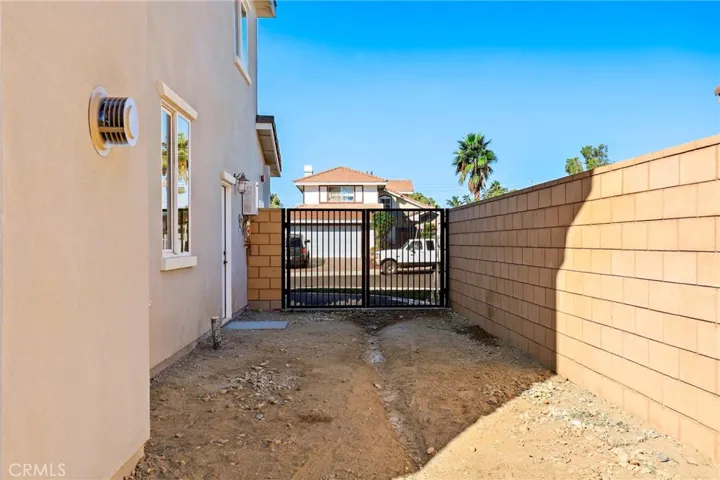 7861 Lemon Street, Fontana, California 92336