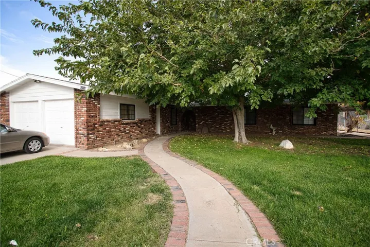 42710 42nd Street W, Lancaster, California 93536