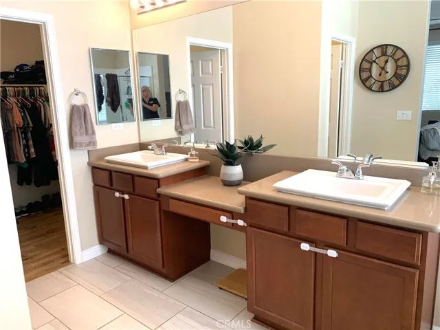 Primary bath