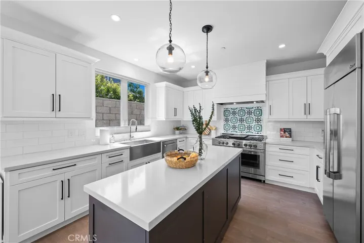 2364 Orange Avenue, Costa Mesa, California 92627
