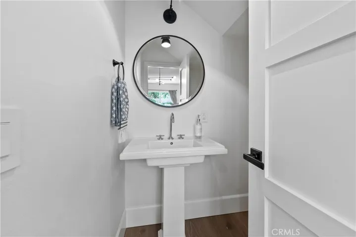 2364 Orange Avenue, Costa Mesa, California 92627