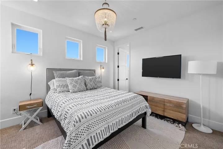 2364 Orange Avenue, Costa Mesa, California 92627