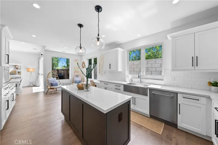 2364 Orange Avenue, Costa Mesa, California 92627