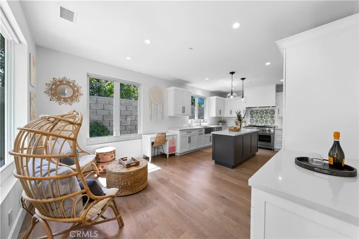 2364 Orange Avenue, Costa Mesa, California 92627