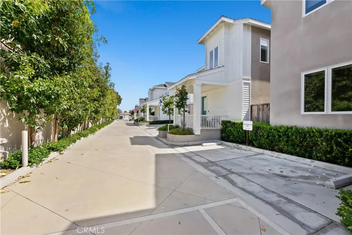 2364 Orange Avenue, Costa Mesa, California 92627
