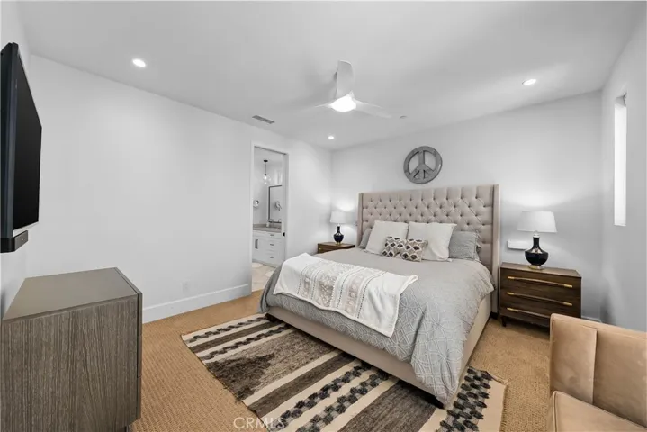 2364 Orange Avenue, Costa Mesa, California 92627