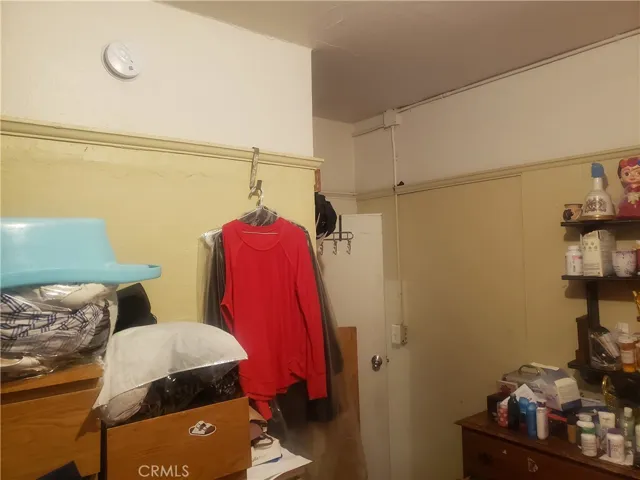 2105 back bedroom