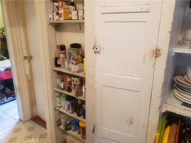 2105 pantry